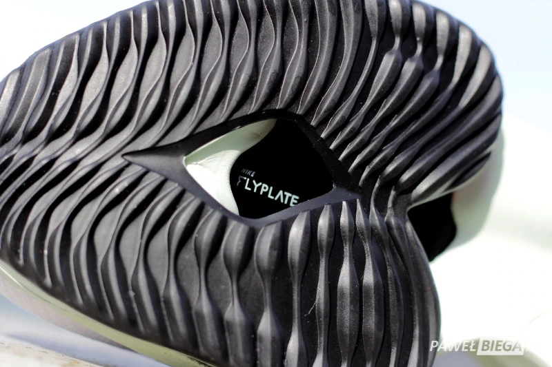 Nike Alphafly Next - carbon plate