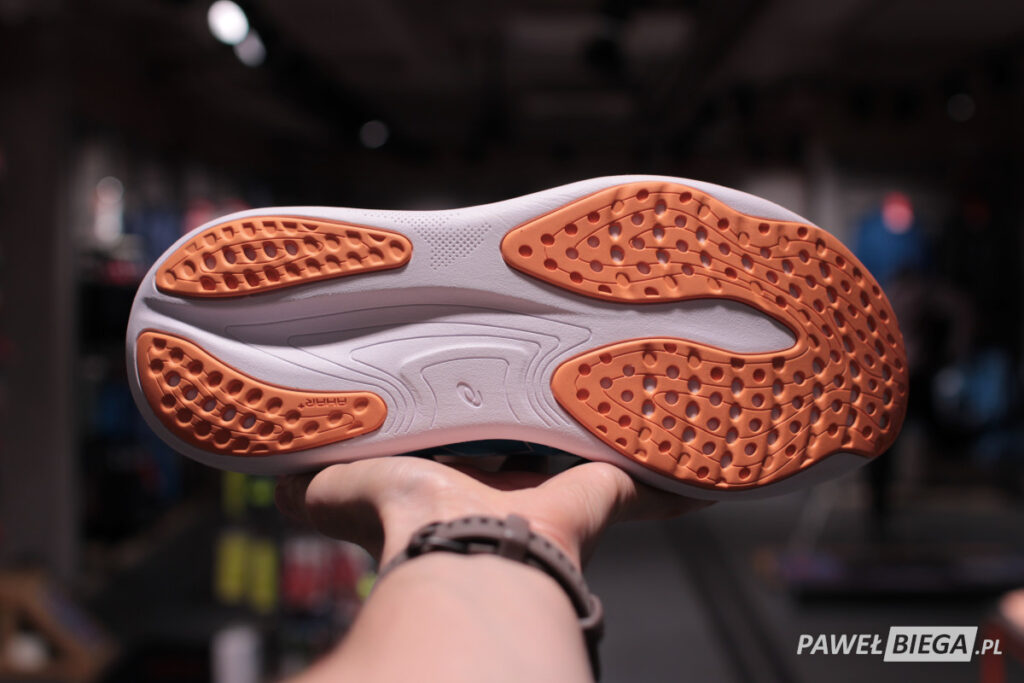 Asics Gel-Nimbus 25 - bieżnik