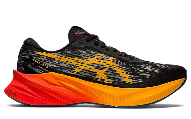 Asics Novablast 3