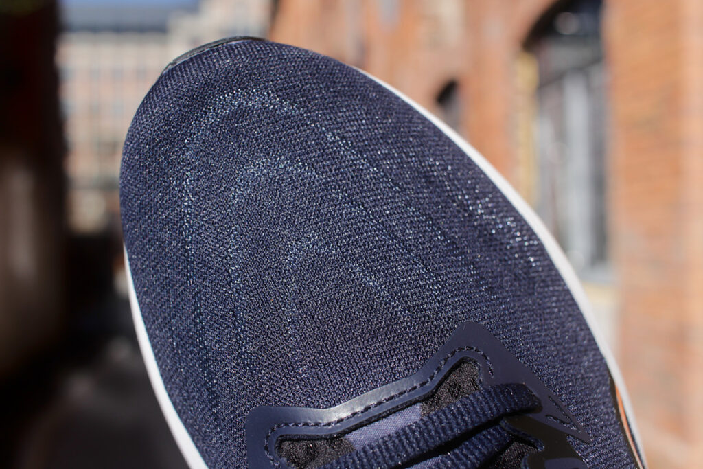Asics GT-2000 13 - czubek buta