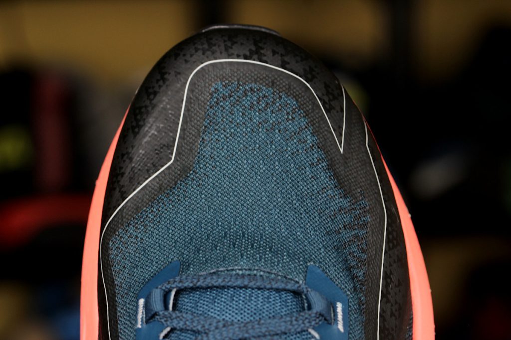 Brooks Cascadia 18 - czubek buta