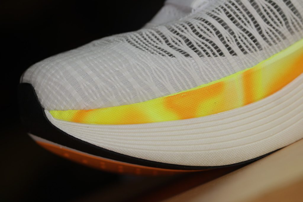 Saucony Endorphin Elite 2 - przód