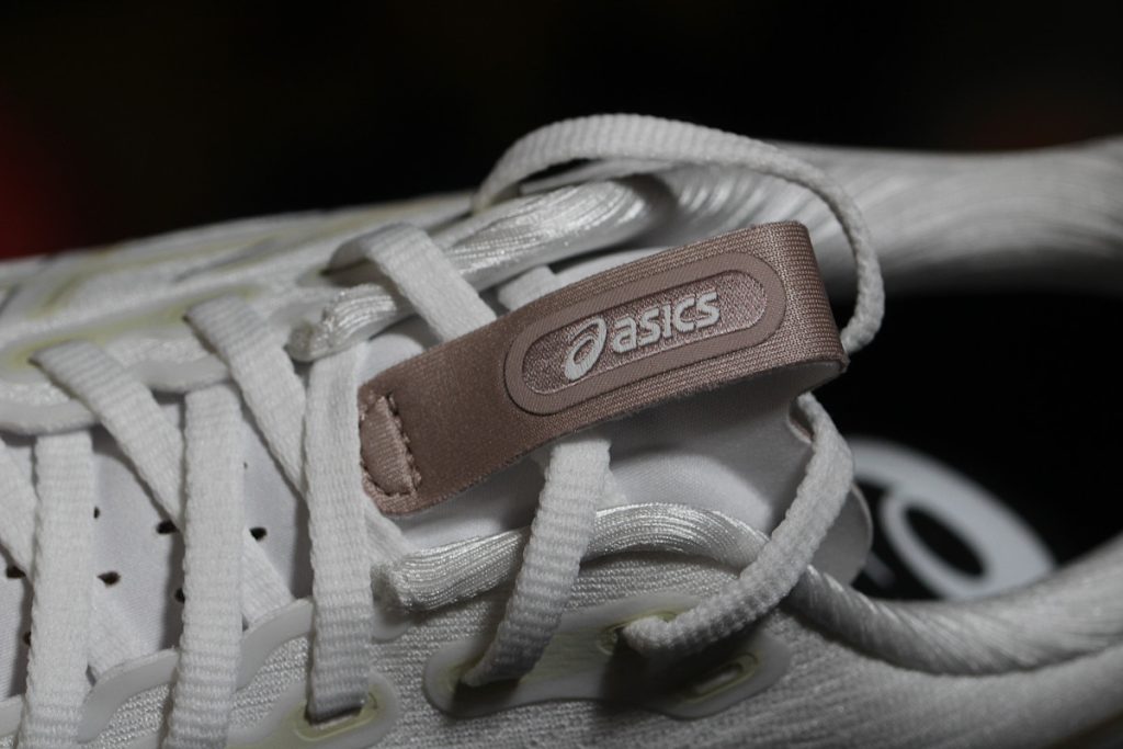 Asics Gel Kayano 32 - język