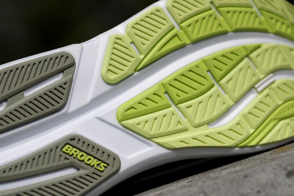 Brooks Ghost Max 3 - bieżnik