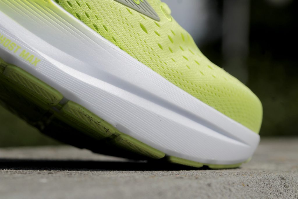 Brooks Ghost Max 3 - przód