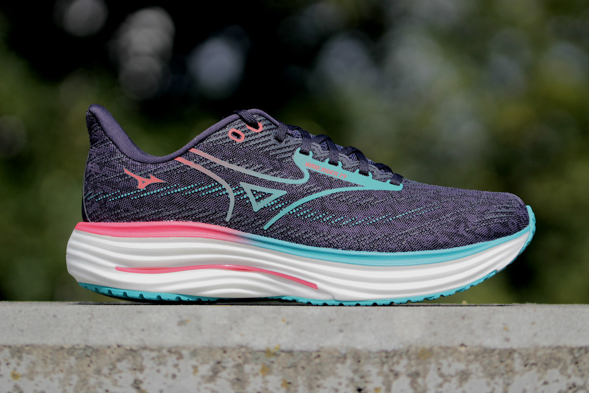 モナ Mizuno Wave Rider 29 - biegaj lekko, biegaj pewnie