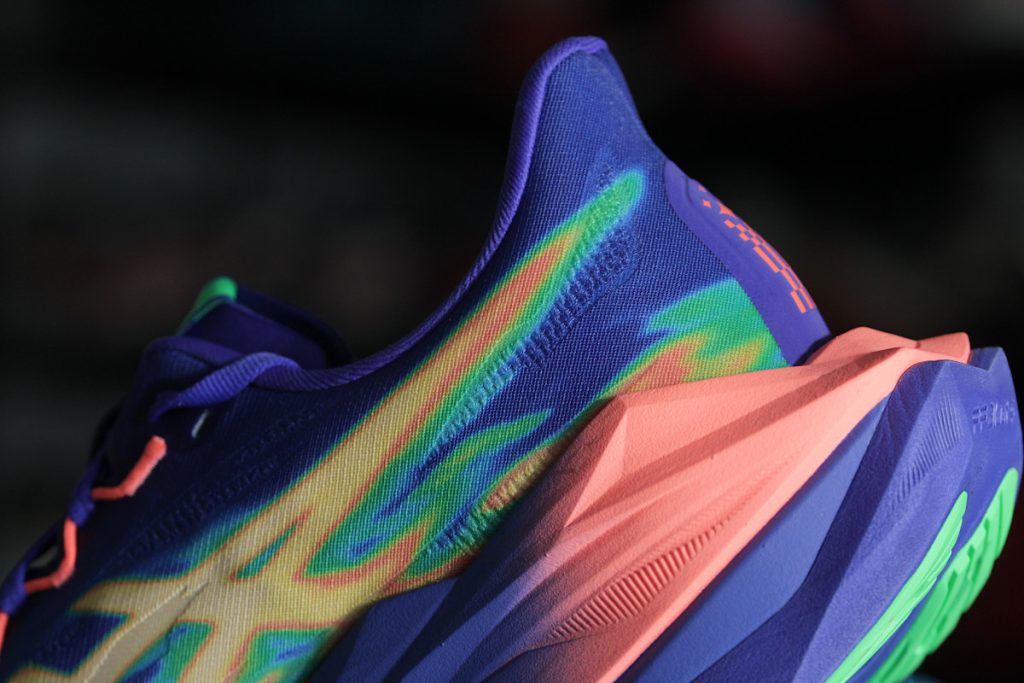 Asics Superblast 3 - zapiętek