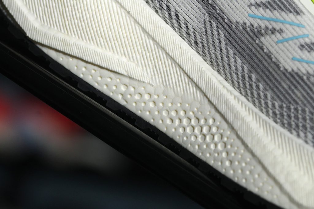 Salomon Aero Blaze 3 GRVL - podeszwa