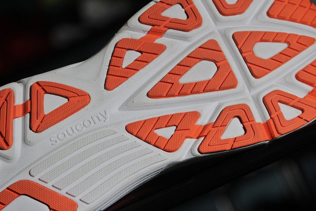 Saucony Guide 19 - bieżnik