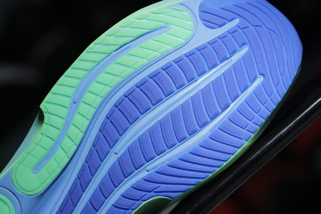 adidas Supernova Solution 3 - bieżnik