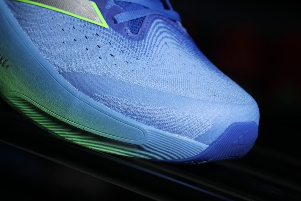 adidas Supernova Solution 3 - cholewka