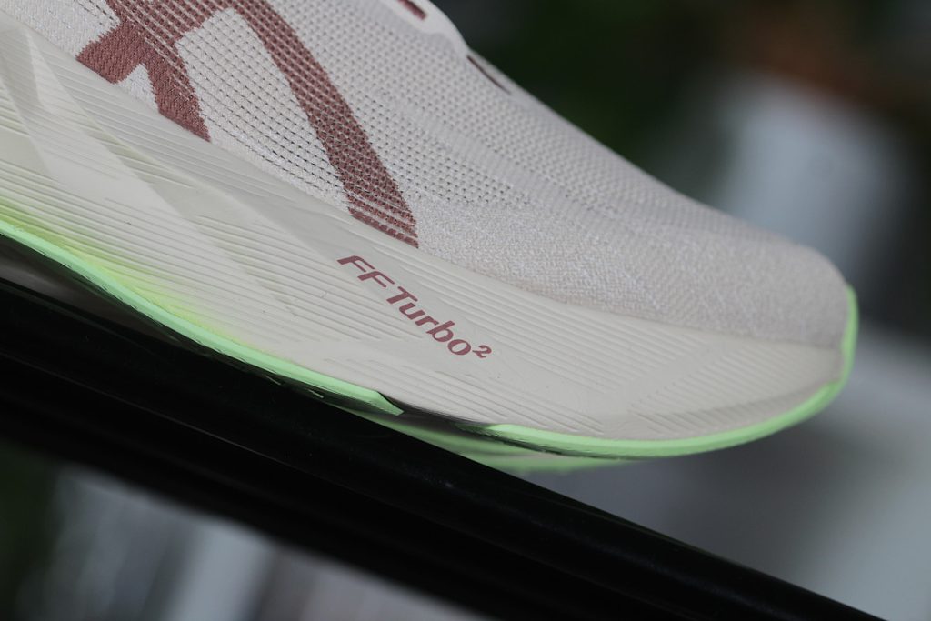 Asics Novablast 6 - amortyzacja