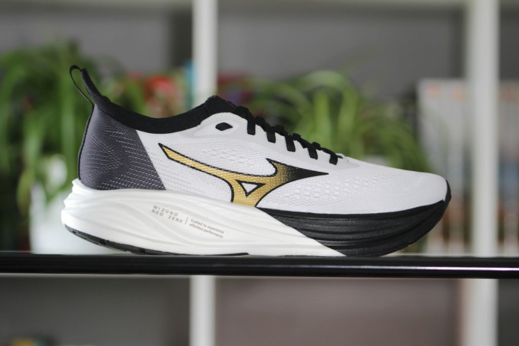 Mizuno Neo Zen 2