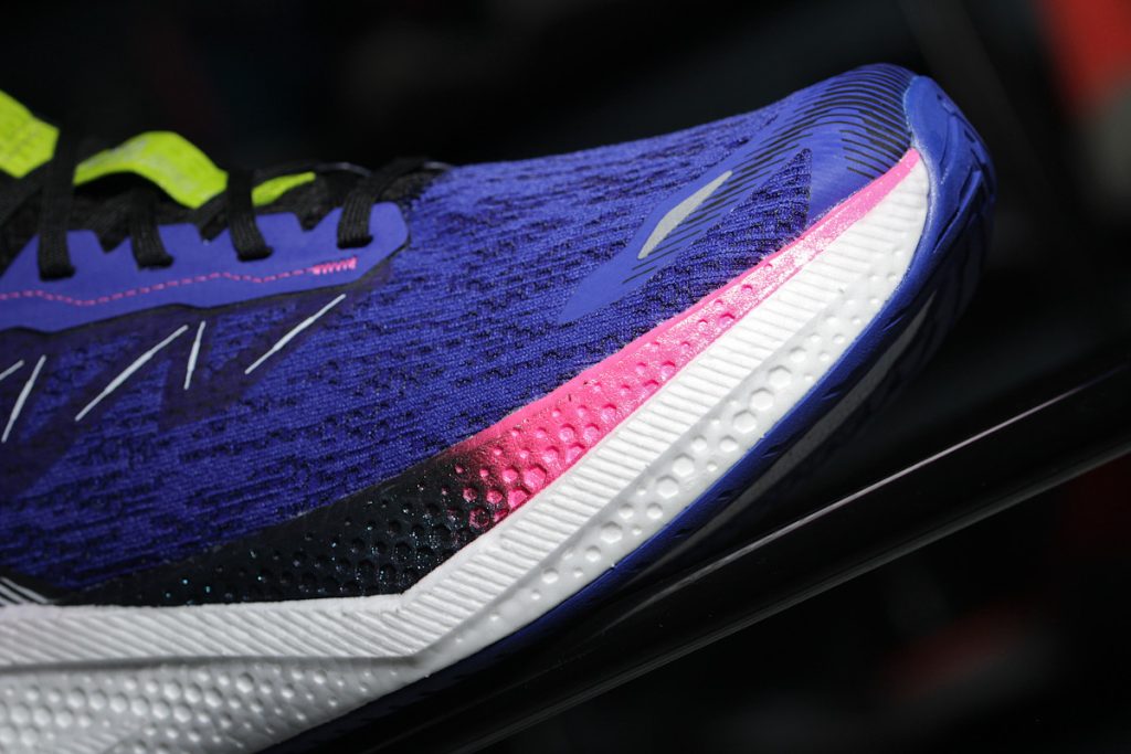 Salomon Aero Glide 4 - podeszwa